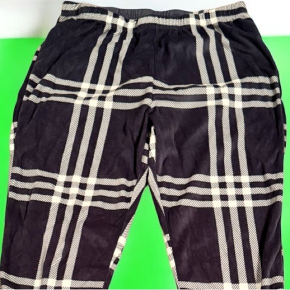 Plaid Grayish blue and Black Lounge Set SMALL 4-6 - Picture 8 of 8